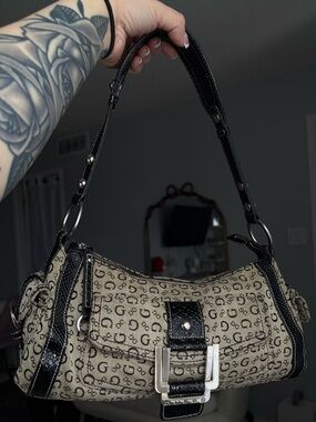 Vintage Guess Shoulder Bag